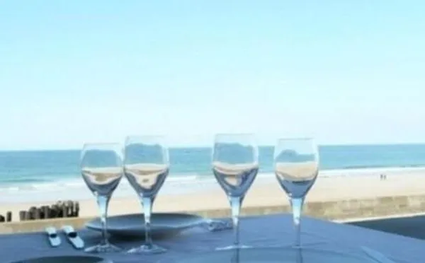 Finistère Sud (29), à vendre Bar restaurant crêperie glacier vue mer et plage