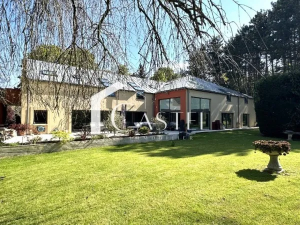 Villa Exceptionnelle, 10 pièces, terrain 24000 m²