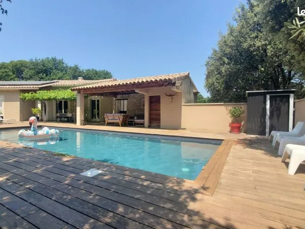Villa 180m² avec piscine et jardin 1600m²