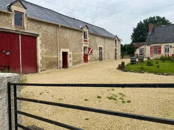 Maison Oulches 6 pièce(s) 160 m2