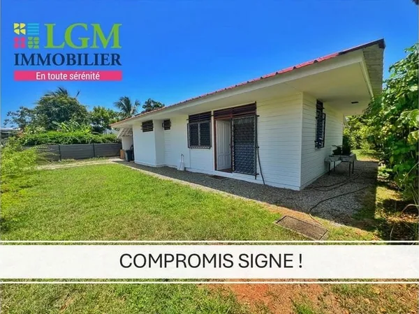 KOUROU (97310) - Maison 4 pièces plain-pied de 74 m² sur un terrain de 463 m²