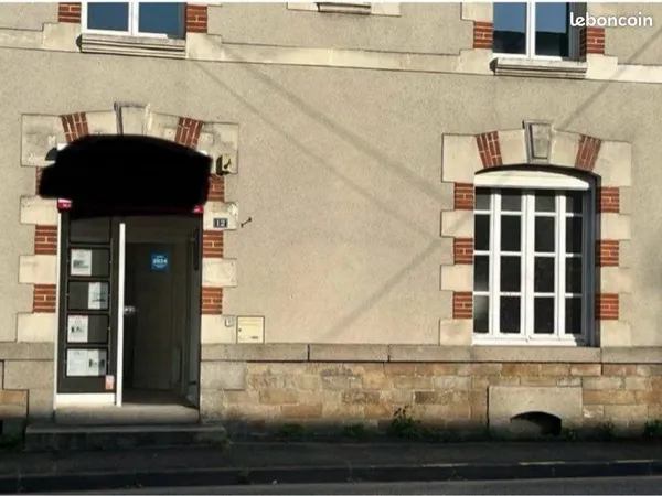 À LOUER - Local professionnel 36 m² -