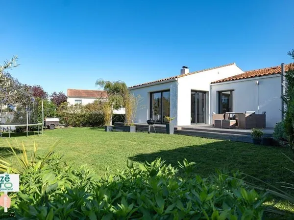 Maison de plain-pied 5 pièces 123 m²