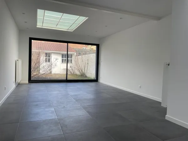 Maison 1930 rénovée avec extérieur - Lille