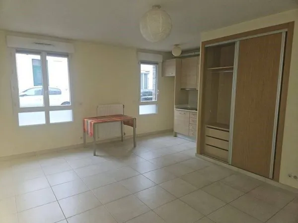 Studio 1 pièce 35 m²