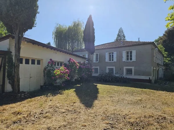 Maison Vente Laroque-d'Olmes 12p 290m² 319000€