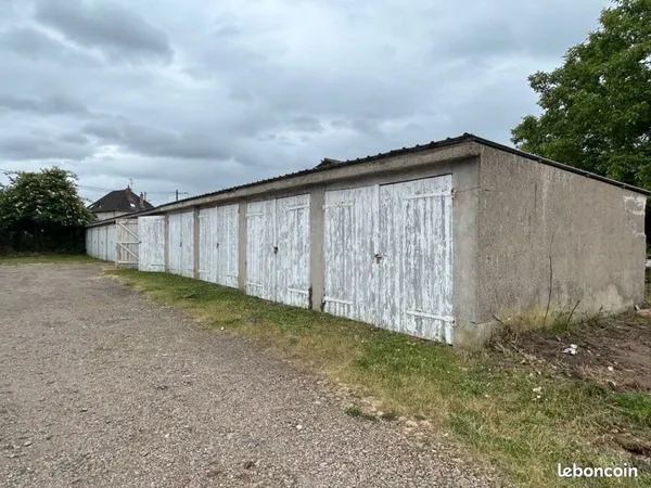 Garage disponible