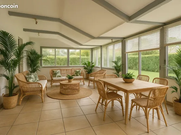 Maison familiale 140 m² avec véranda - 3 chambres (possibilité 4) - Sous-sol - Petit-Couronne