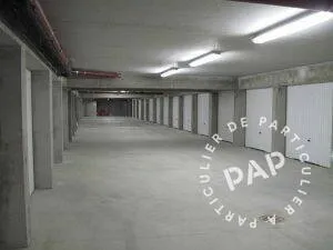 Garage/Parking