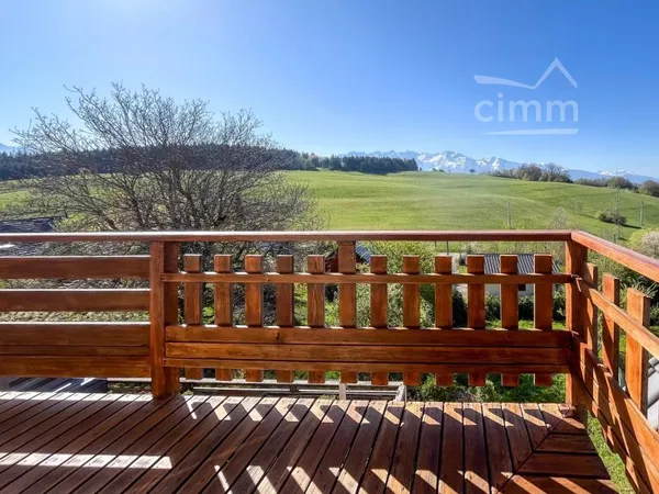 Appartement T3 de 52,38 m2 - premier étage - Terrasse -  balcon - Vue dégagée Belledonne -