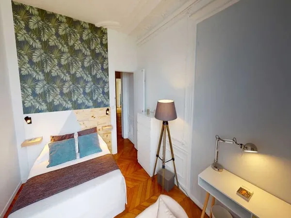 Chambre à Paris - Boulevard Malesherbes