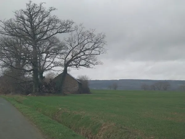 TERRAIN DE LOISIR DE 1876 M2