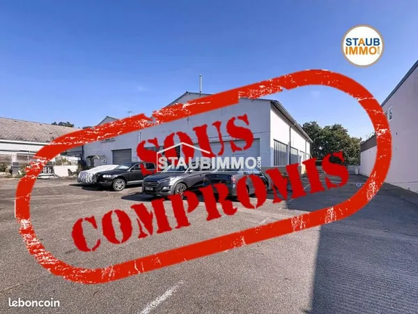 Atelier 220 m² Saint-Louis