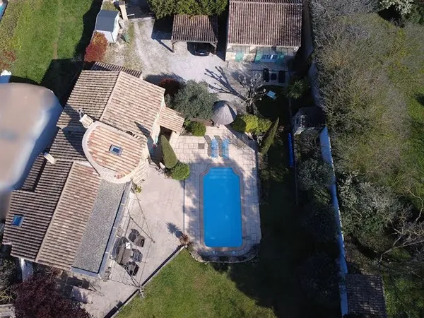 Maison 8 pièces 200 m²