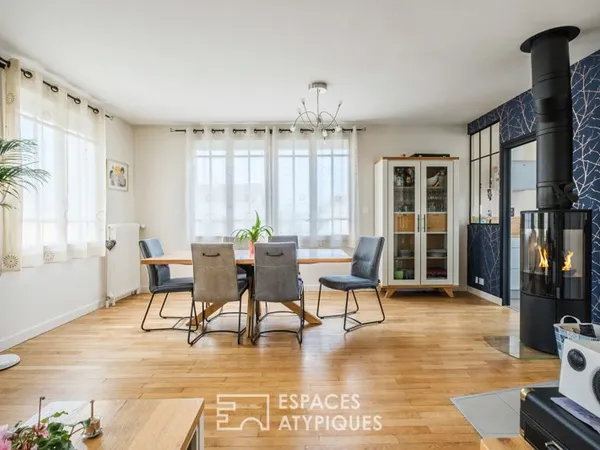 Maison sixties revisitée : confort contemporain et jardin paysagé