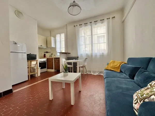 Toulon, pont du las, vendu loué charmant appartement de type