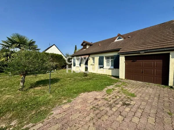 Maison Vente Saint-Lyé-la-Forêt 6p 111m² 215000€