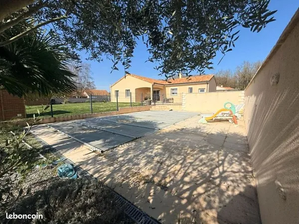 Maison familiale alliant volume généreux avec des prestations de qualités