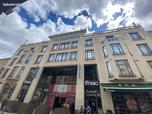 Murs de Bureaux - Centre Victor Hugo