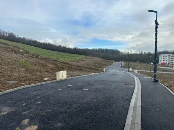 Terrain 340 m²