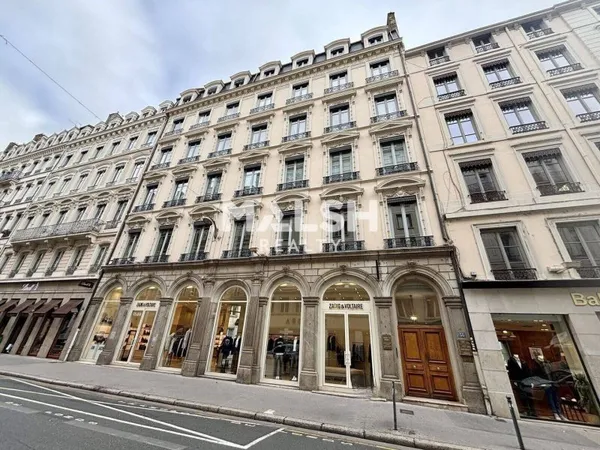 Bureaux 139 m²