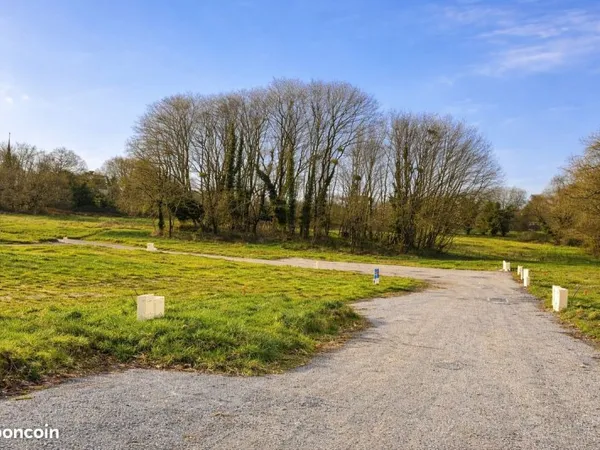 Terrains à bâtir viabilisés - Libres de constructeur - Pont-Scorff - Disponibles immédiatement