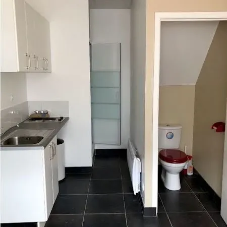Studio 1 pièce 12 m²