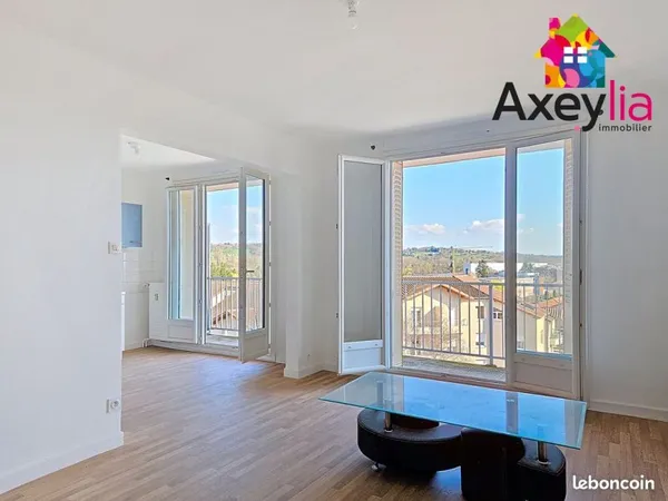 Studio 1 pièce 29 m²