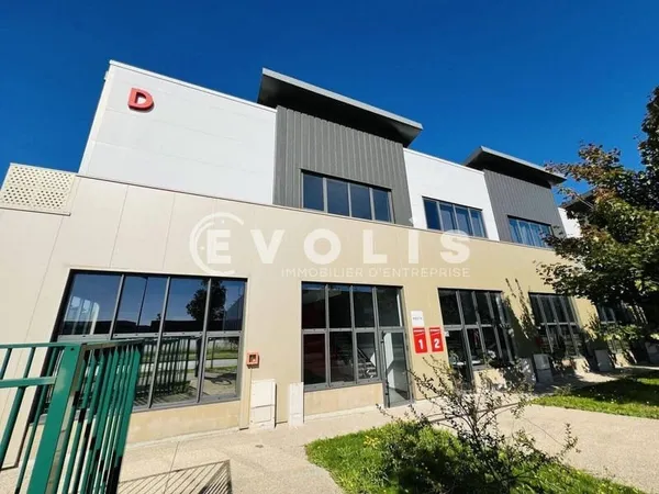Local d'activité 391 m²