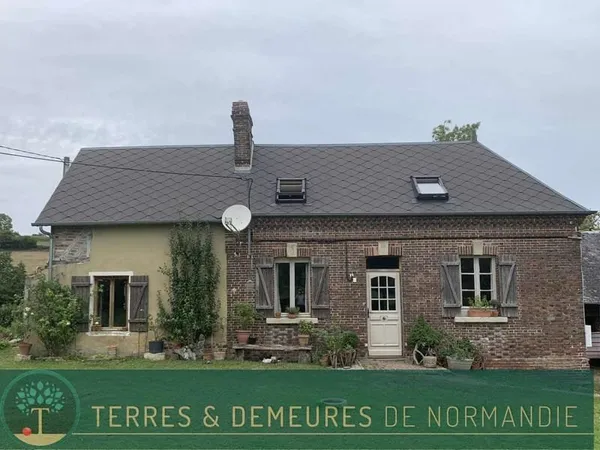 En NORMANDIE, Pays d'Auge de l'ORNE, une petite propriété de 5ha