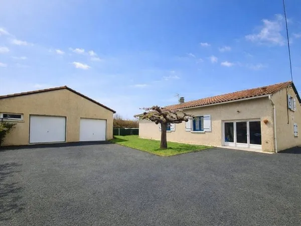 Maison de plain-pied 6 pièces 134 m²