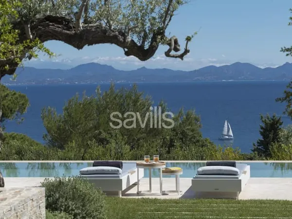 Villa d'Exception avec Vue Mer - 6 suites et Studio