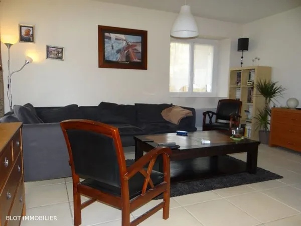A vendre à Maison de ville à Pacé avec 3 chambres - jardin de 217m²