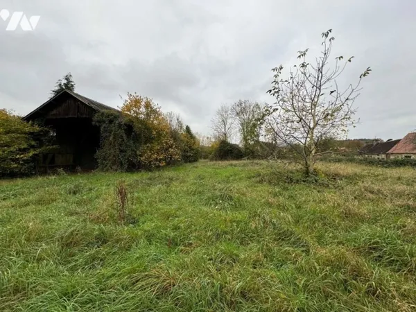 Terrain 1098 m²