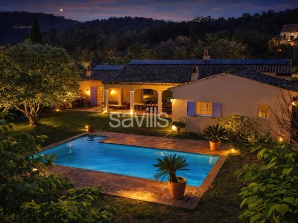 Villa au calme avec vue dégagée sur la campagne