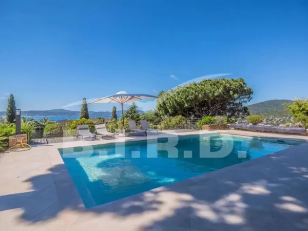 VILLA SEMAPHORE - SAINTE MAXME - A PIED DU CENTRE