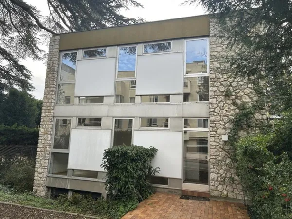 Bureaux 182m2 - Quartier Tourville - St Germain en Laye