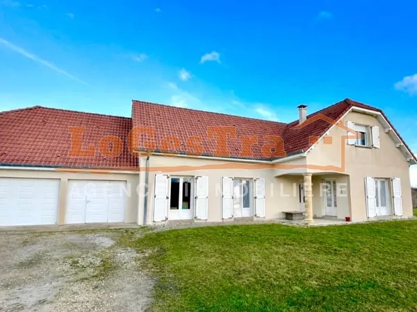 BIEN RARE PAVILLON 5 CH SUR TERRAIN DE 2800 m2 AU CALME