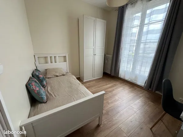 Chambre étudiante en centre-ville