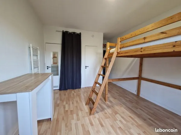 Studio 1 pièce 18 m²