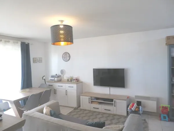 Montpellier SUD Bel F3 récent et lumineux avec double Garage