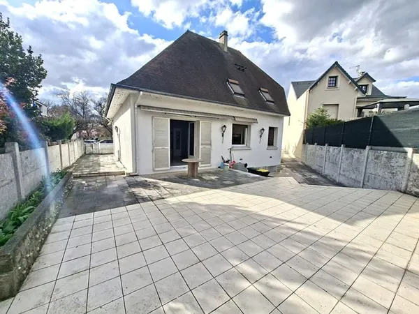 Maison Le Blanc Mesnil 160 m2