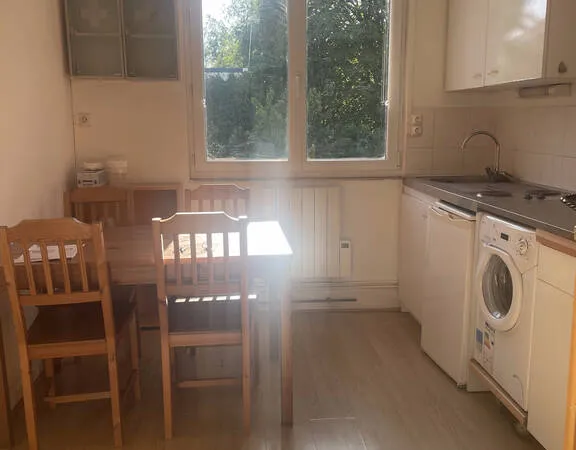 Studio 1 pièce 24 m²