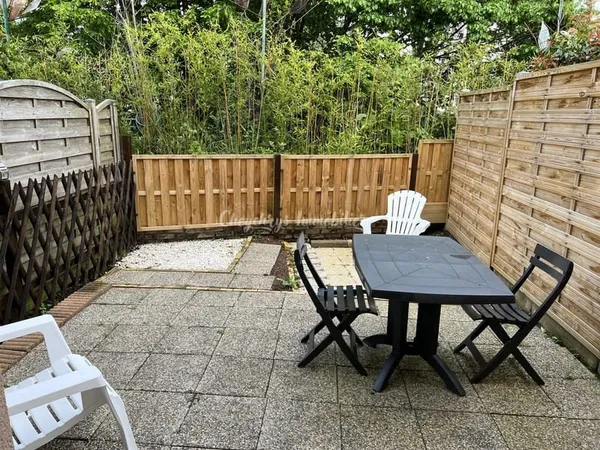 Studio avec Terrasse A Saisir !