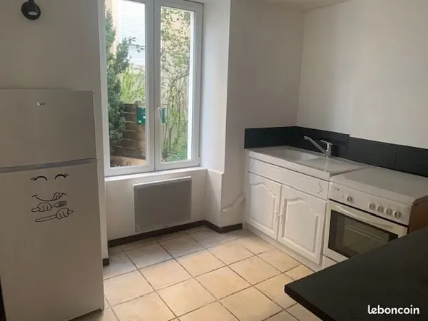Appartement T3 Meublé Laval centre ville