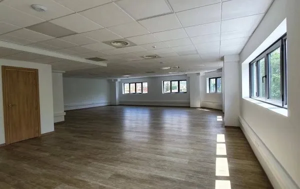 Local d'activité 200 m²