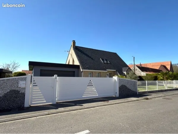 Maison Individuelle Semi-Plain-Pied - Grand Garage - Aucun Travaux