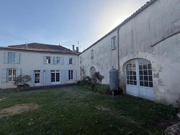 Maison 7 pièces 294 m²
