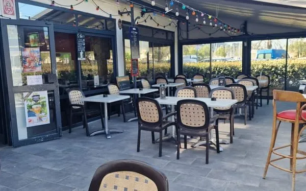 Fonds de commerce Bar-Restaurant PMU + logement T4 inclus