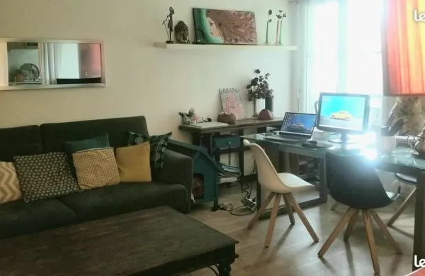 Colocation en appartement, grande chambre
